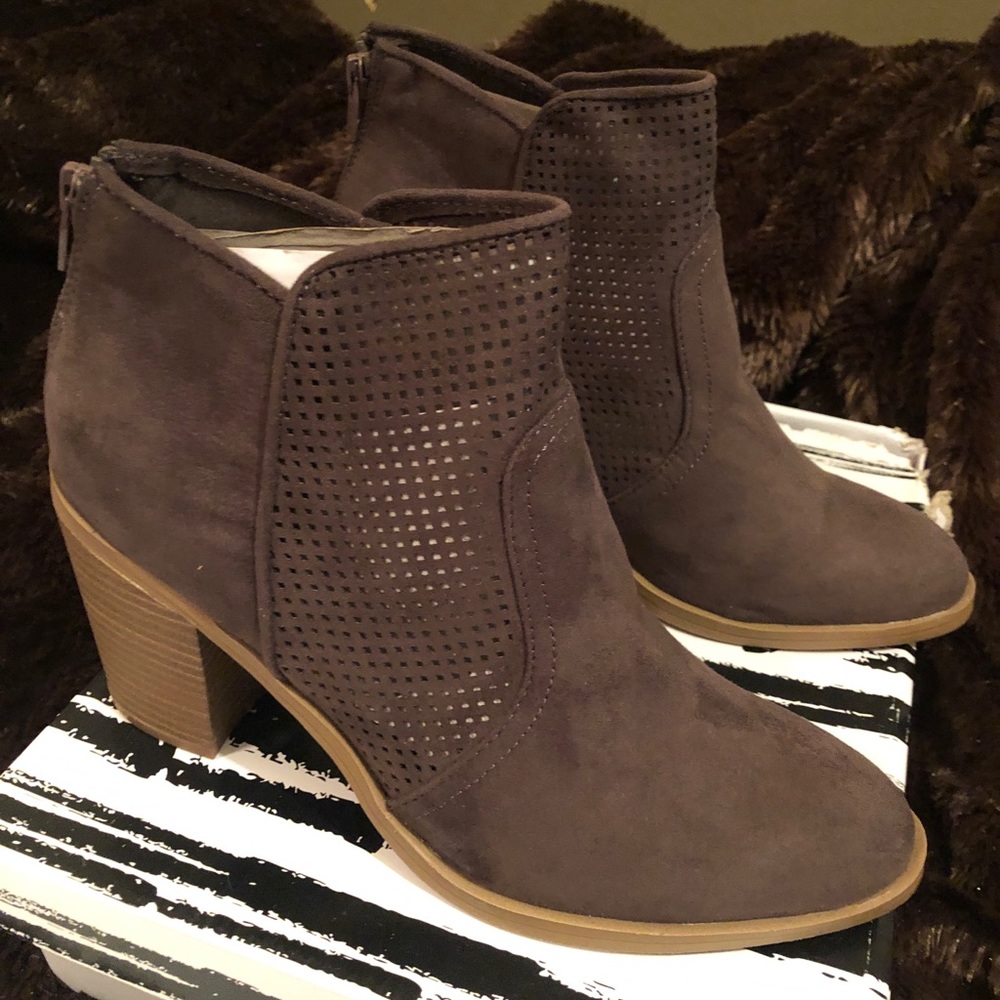 Dolce Vita Booties